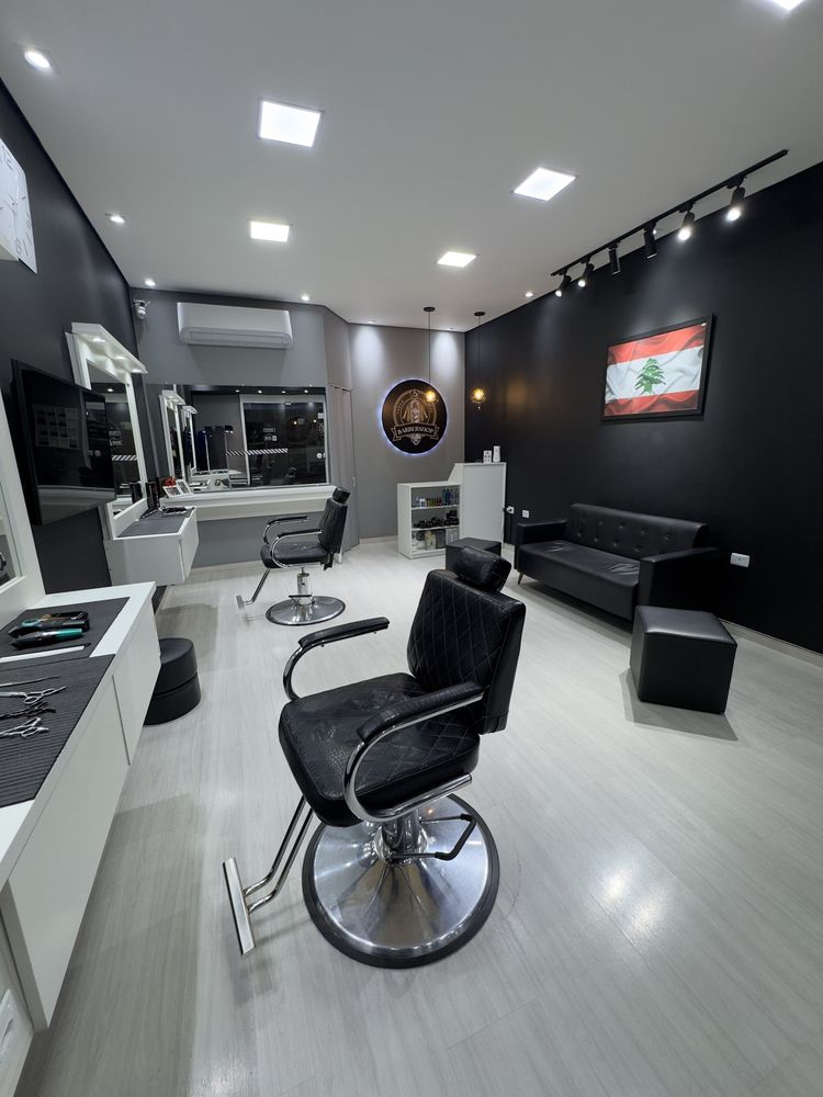 Espaço interno da Barbearia Turco